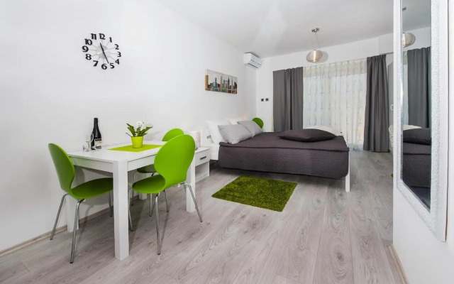 Studio Apartment White