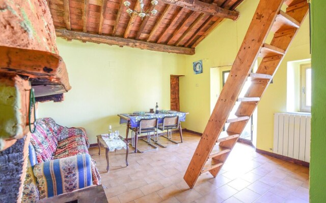Nice Apartment in Campagnatico With 2 Bedrooms