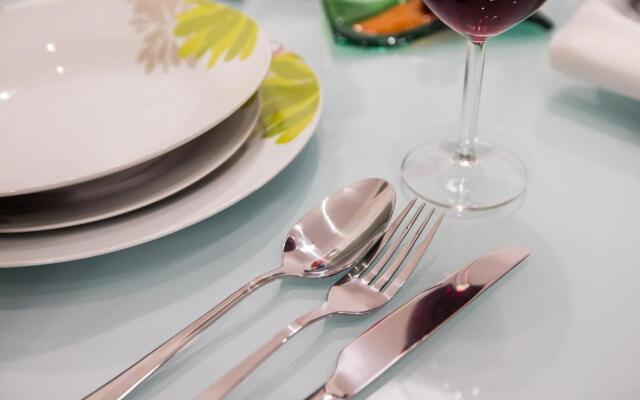 Apartment Center Four stars