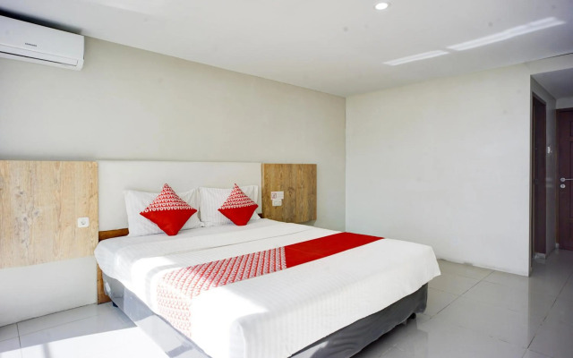 Collection O Gapura Hotel Near Parapat Penatapan Danau Toba