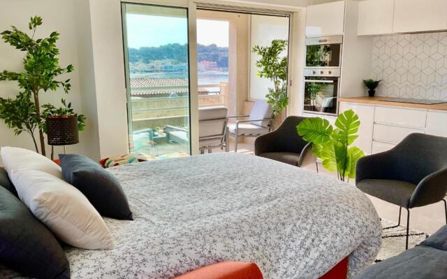 Splendid 92 M With Wifi Balcony And Sea View
