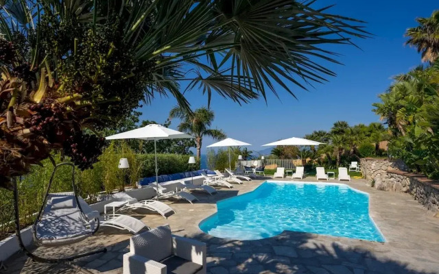 Villa Azzurra - by Elite Villas