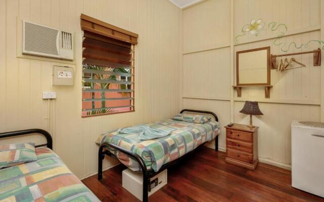 Travellers Oasis - Hostel