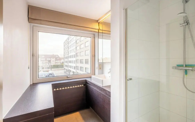 Apartment in Oostduinkerke With sea View
