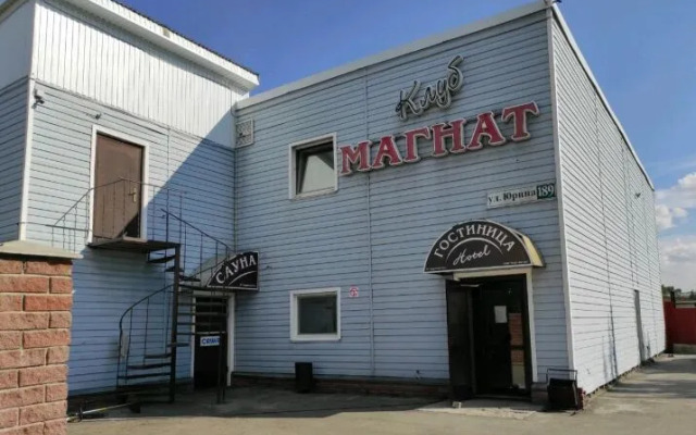 Magnat
