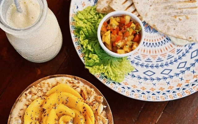 Everyday Sunday Hotel Cafe