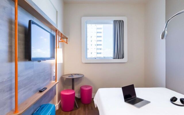 Ibis Budget Pindamonhangaba