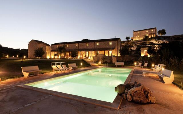 Spacious apartment in Modica with shared pool