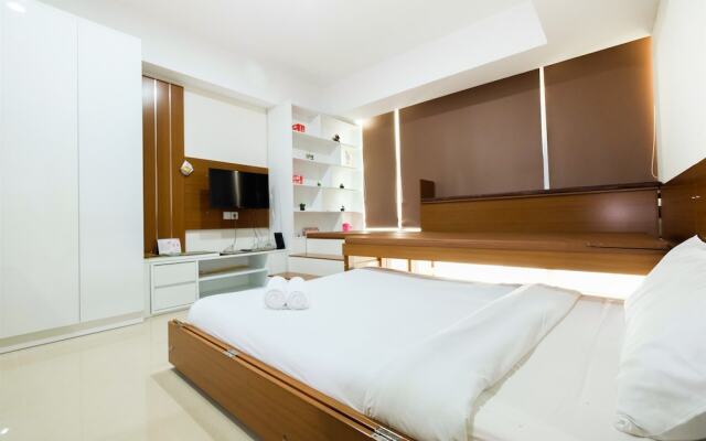 Futuristic Studio U-Residence Apartment