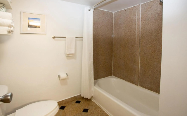 Super 8 By Wyndham Virginia Beach Oceanfront
