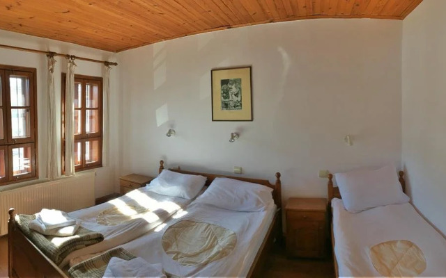 Yakovtsi Inn