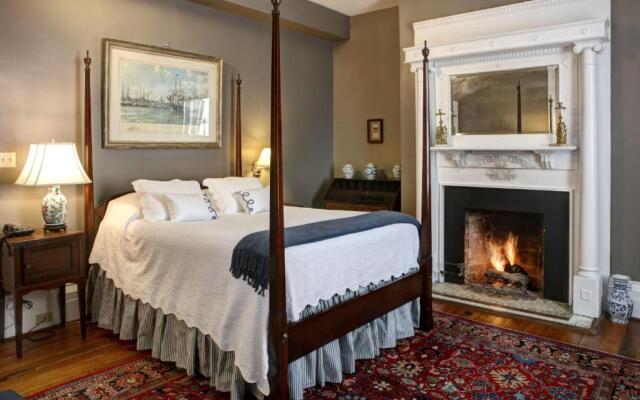 200 South Street Inn