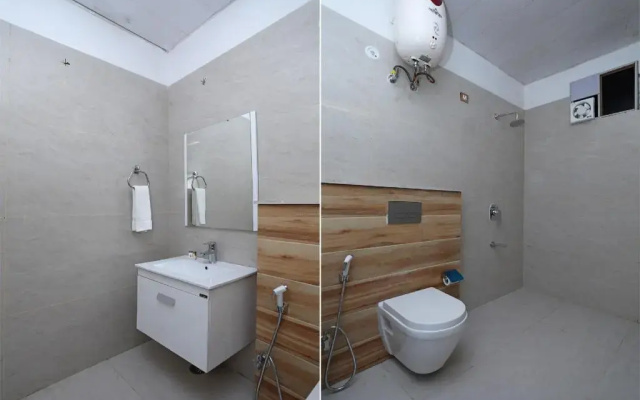 OYO Flagship 14945 Hotel UK-07
