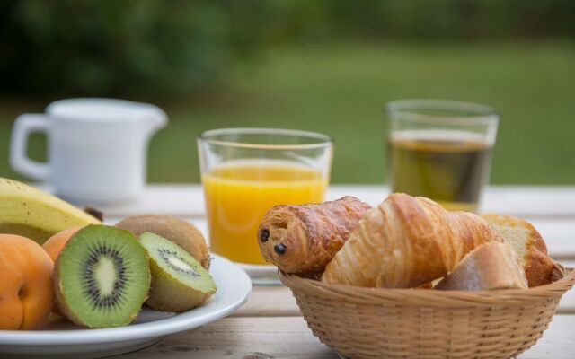 The Originals City, Hôtel Amys