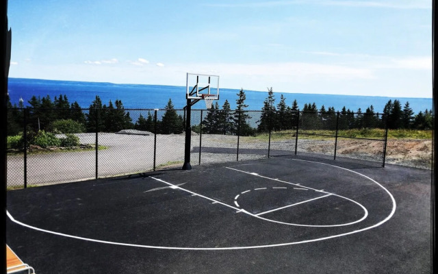 The Iona Heights Inn