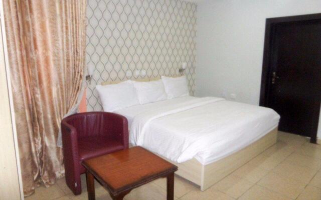 Siman Suites