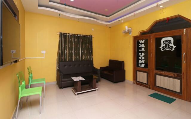 OYO 12318 Hotel Sea Horse