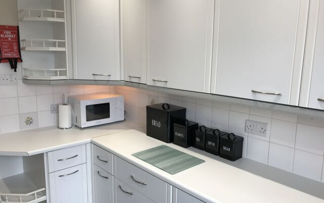 Chessels Court Apartment