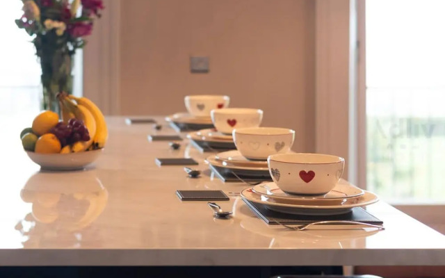 Historic Seaview Gem in Ramsgate by Adliv