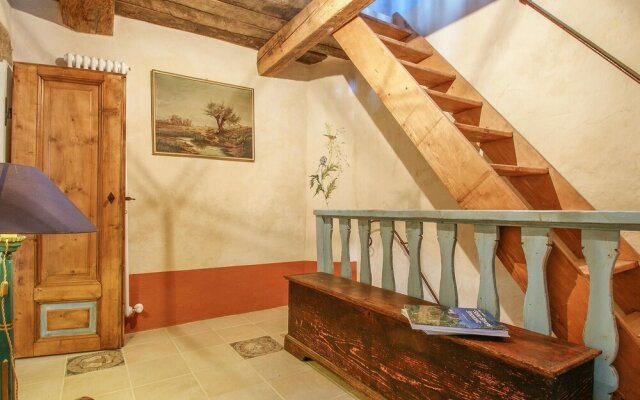 Beautiful Apartment in Villagrande di Monteco With 2 Bedrooms