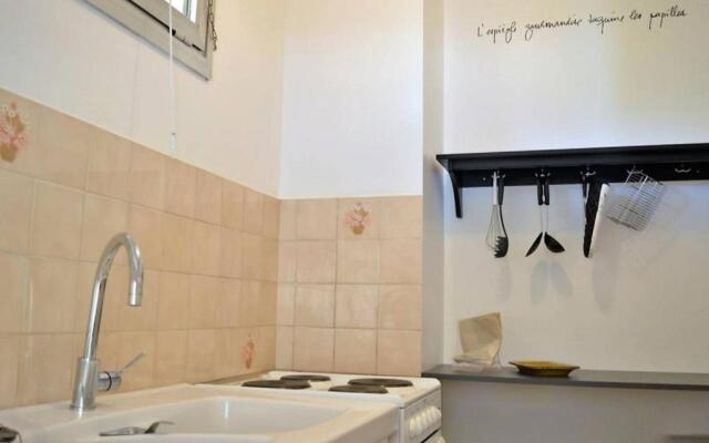 Appartement Le Lavandou, 1 pièce, 3 personnes - FR-1-251-31