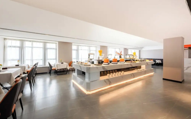 World Hotel Zhengzhou Univ Hi-tec Branch