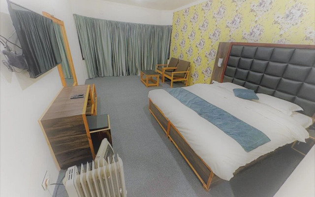 Kashmir Holiday Resort
