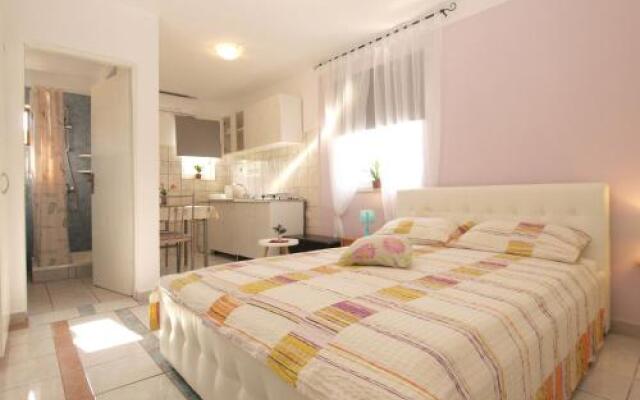 Apartment Josip 1649