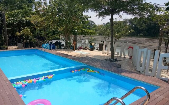 The Antique Riverside