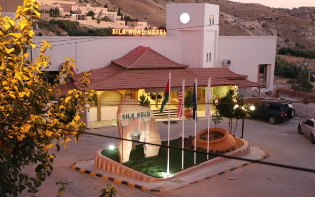 Silk Road Hotel