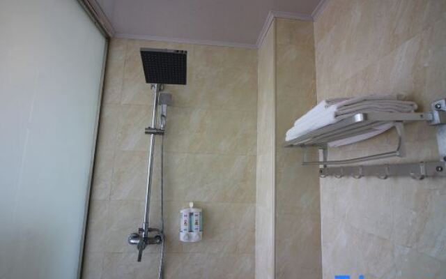 Yizhang Materials Business Hotel