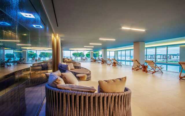 Ammoa Luxury Hotel & Spa Resort