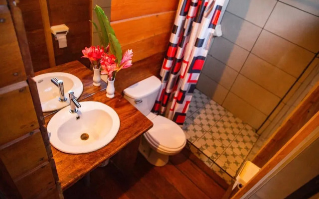 Chomi House Tambopata