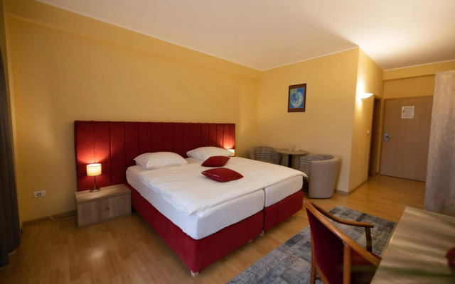 Perla Hotel