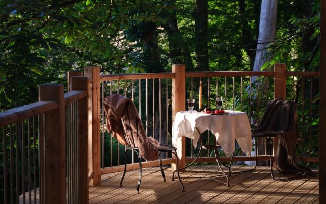 Tree House Retreats