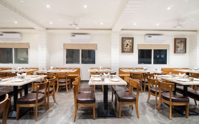 Capital O 46423 Clove Boutique Hotel Rajaji Nagar