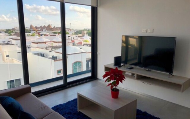 Menesse City Condo 1409