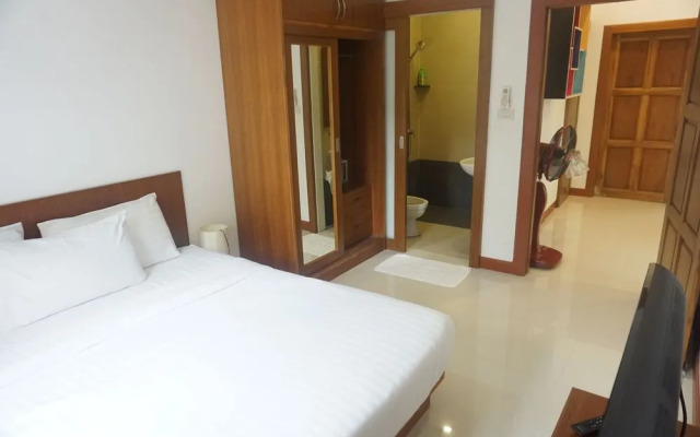 Janthawong Bangtao House