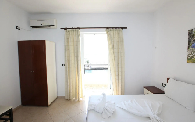 Hotel Real