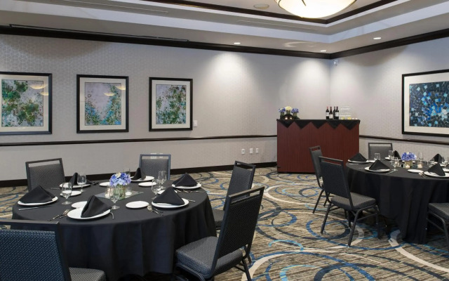 Holiday Inn Indianapolis Airport by IHG