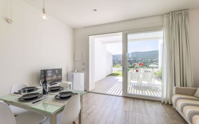 Capo Falcone Charming Apartment (STI261)