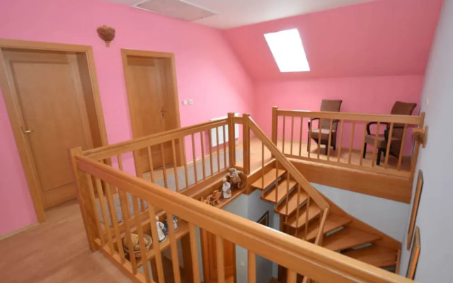 Tasteful Villa in Zernov With Private Pool