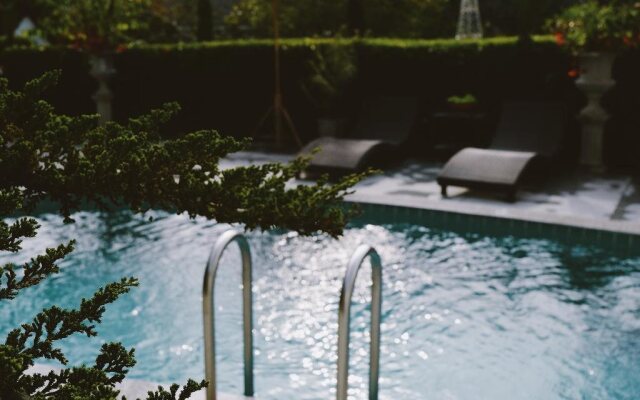 Hillsborough The English Country House Hotel & Leisure