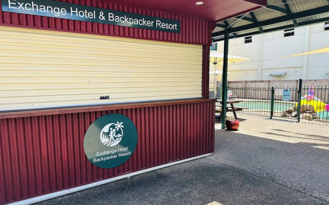 Mossman Exchange & Backpacker Resort