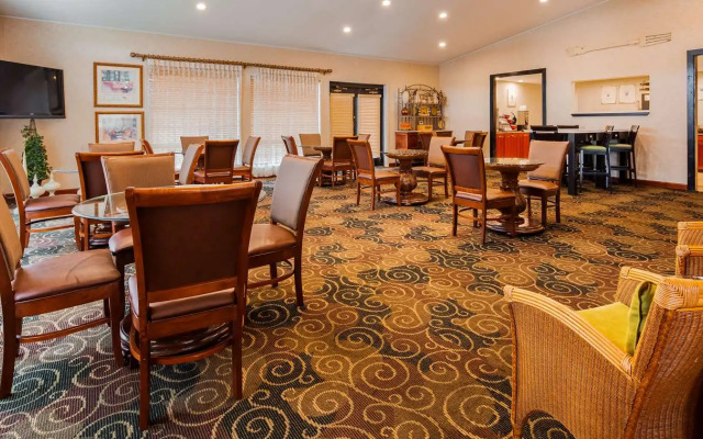Best Western Plus Bessemer Hotel & Suites