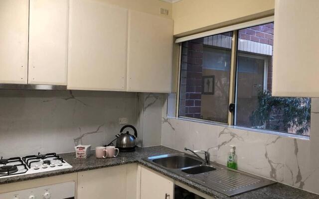 Escape to Strathfield for 8 guests