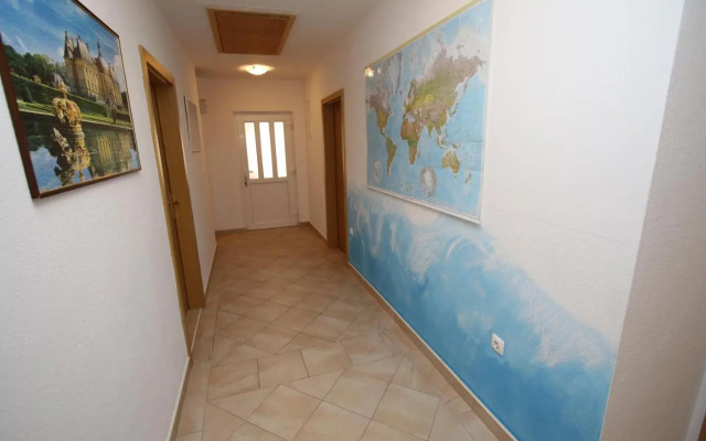 Apartment Tomo