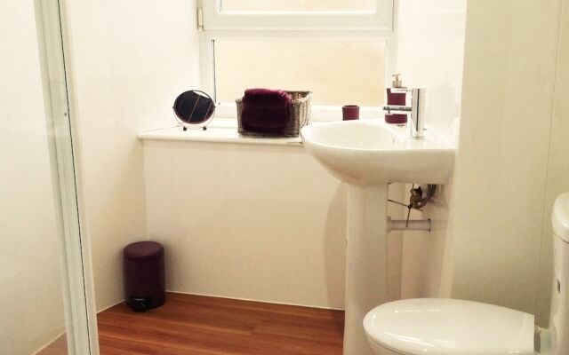 3 Bed Apartment near Botanic Gardens