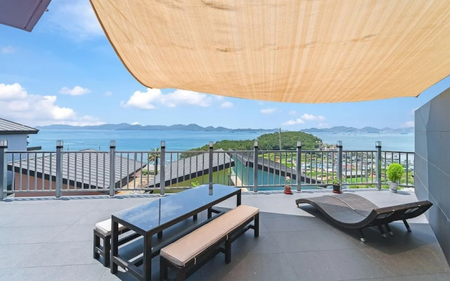 Namhae Gooreamyelmae Pension