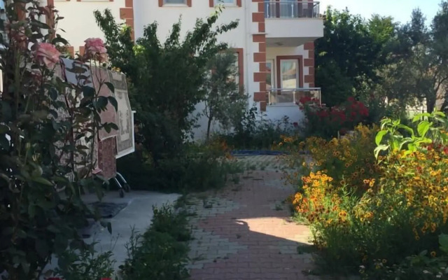 Ugurevler Apart
